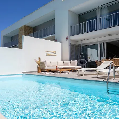 Stylish 3-Bedroom Villa Haven With A Private Pool-2
